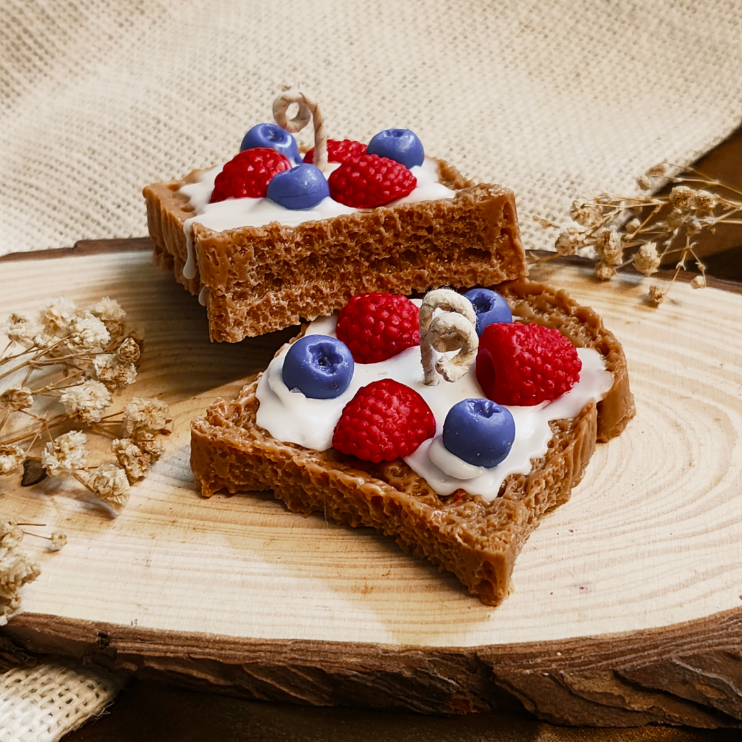 Toastberry Scented Candle - Toast Shaped - Pack of 2